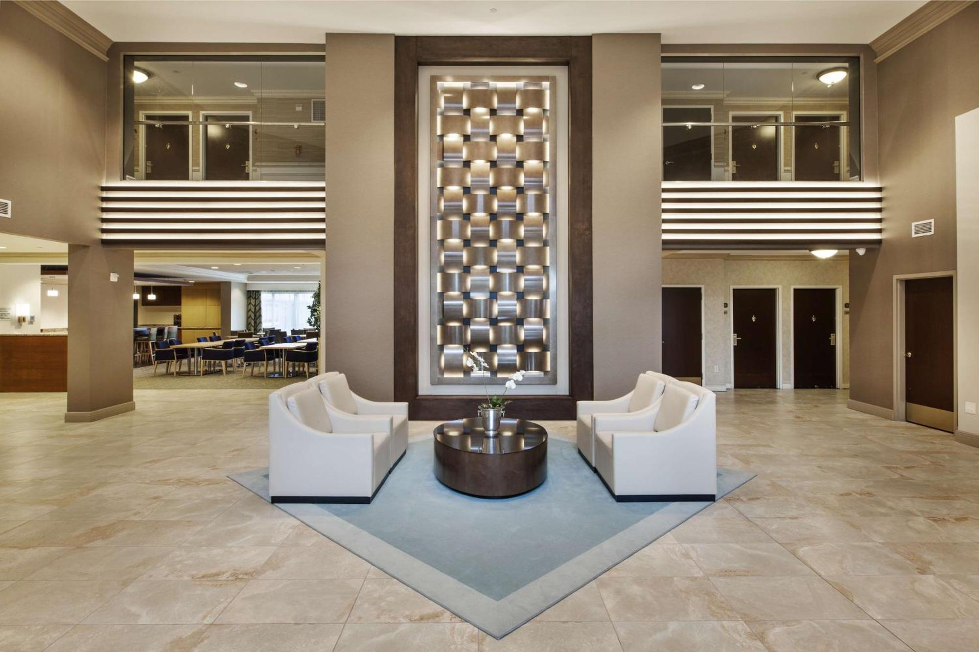 Hotel Doubletree By Hilton Nanuet Exterior foto